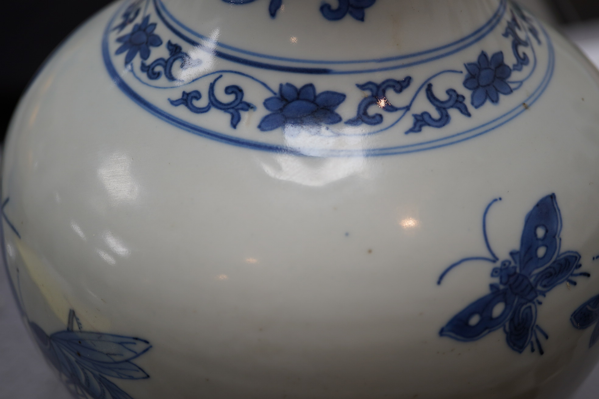 A Chinese blue and white bottle vase, Transitional, Chongzhen period, c.1630-1640